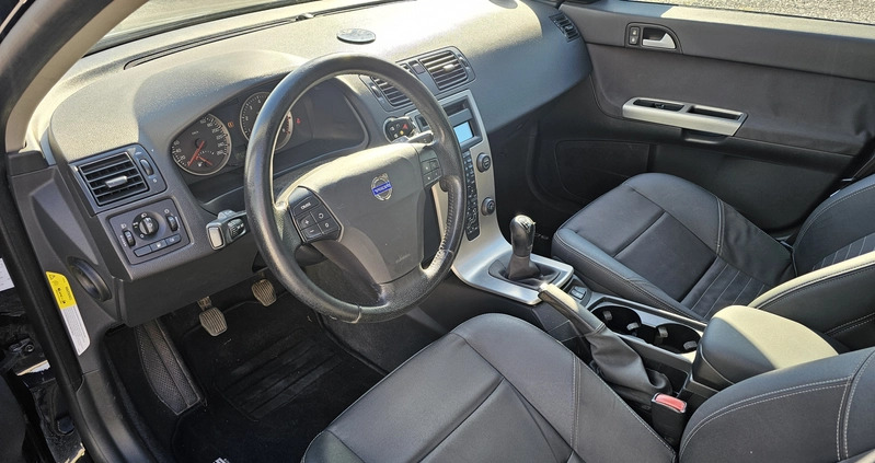 Volvo V50 cena 21950 przebieg: 194000, rok produkcji 2005 z Opatów małe 154